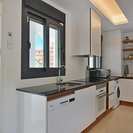Beachfront Luxury Apartments By Nras Arenales del Sol Room photo