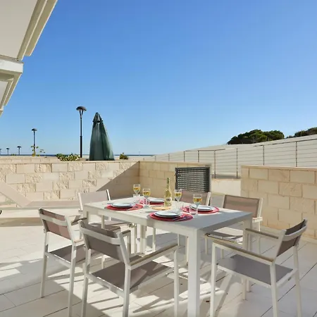 Beachfront Luxury Apartments By Nras Arenales del Sol Room photo