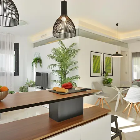 Beachfront Luxury Apartments By Nras Arenales del Sol Room photo