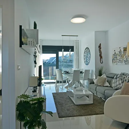 Beachfront Luxury Apartments By Nras Arenales del Sol Room photo