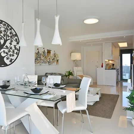 Beachfront Luxury Apartments By Nras Arenales del Sol Room photo