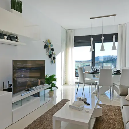 Beachfront Luxury Apartments By Nras Arenales del Sol Room photo