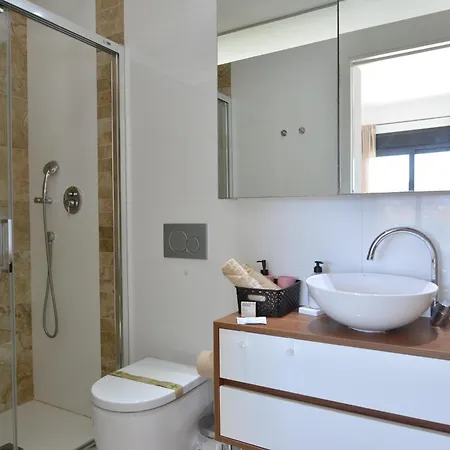 Beachfront Luxury Apartments By Nras Arenales del Sol Room photo