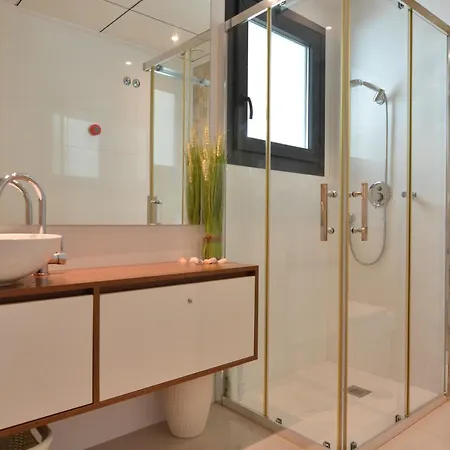 Beachfront Luxury Apartments By Nras Arenales del Sol Room photo