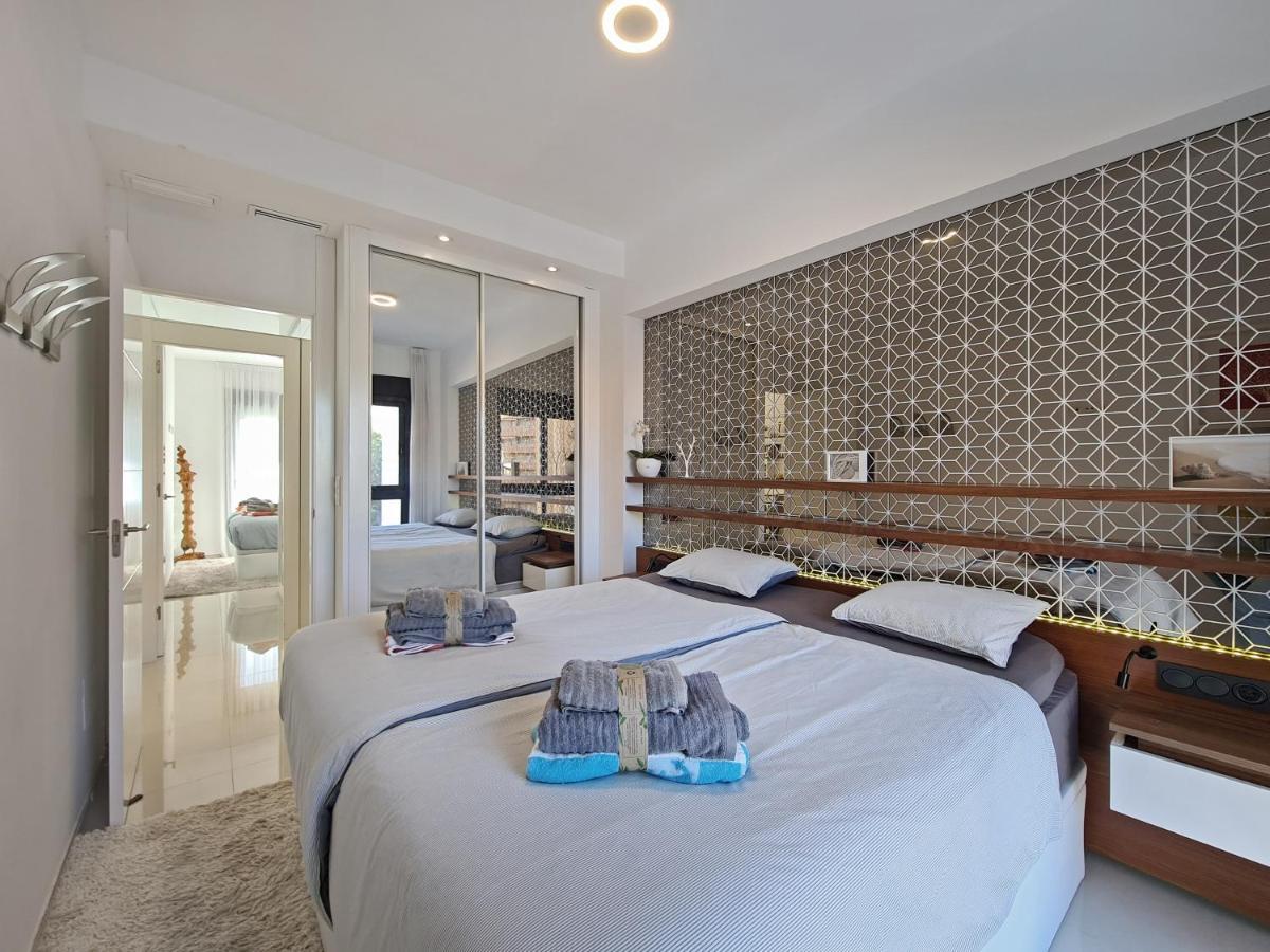 Beachfront Luxury By Nras *