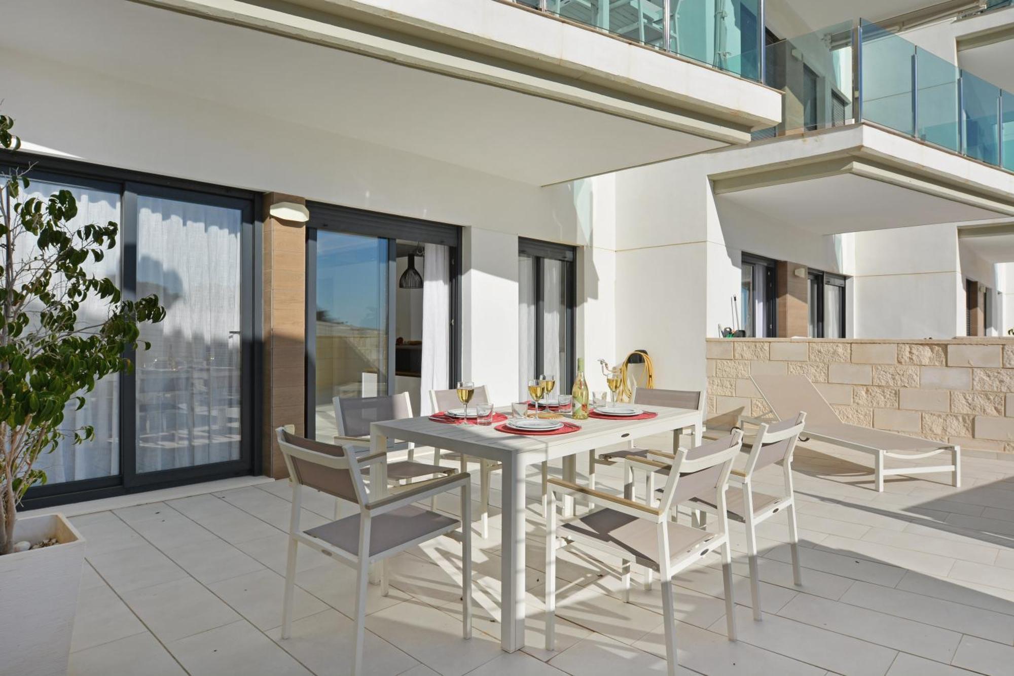Beachfront Luxury By Nras Apartment Arenales del Sol