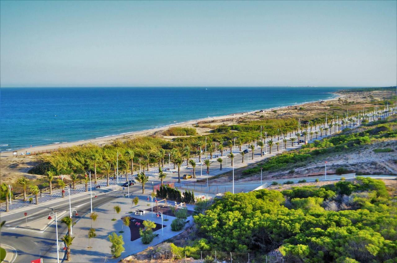 Beachfront Luxury By Nras Apartment Arenales del Sol