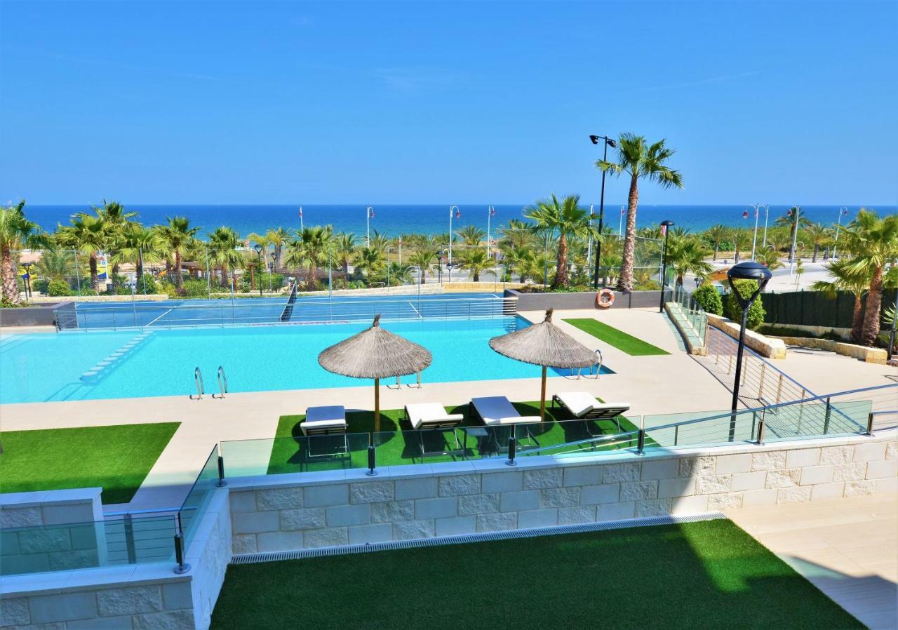 Beachfront Luxury By Nras Apartment *