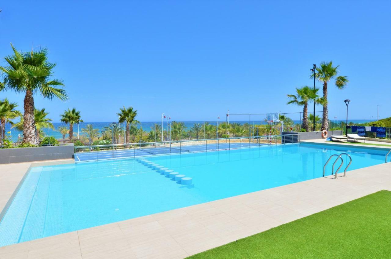 Beachfront Luxury By Nras Apartment *